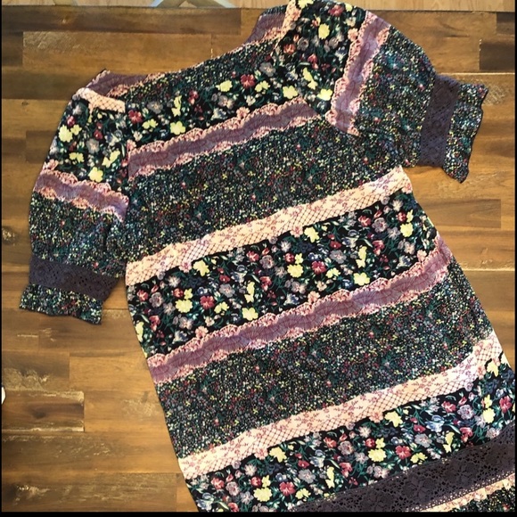 *SOLD* American Rag sleeve bohemian dress - Picture 4 of 7